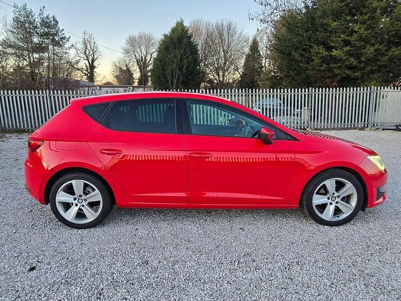 Used Seat Leon FR 2013 Red Hatchback