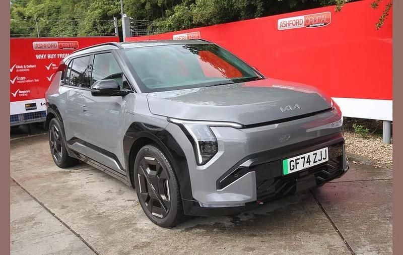 Grey Used 2024 Kia EV3 GT-Line SUV | £32,495 (Super price) - Image 1/3
