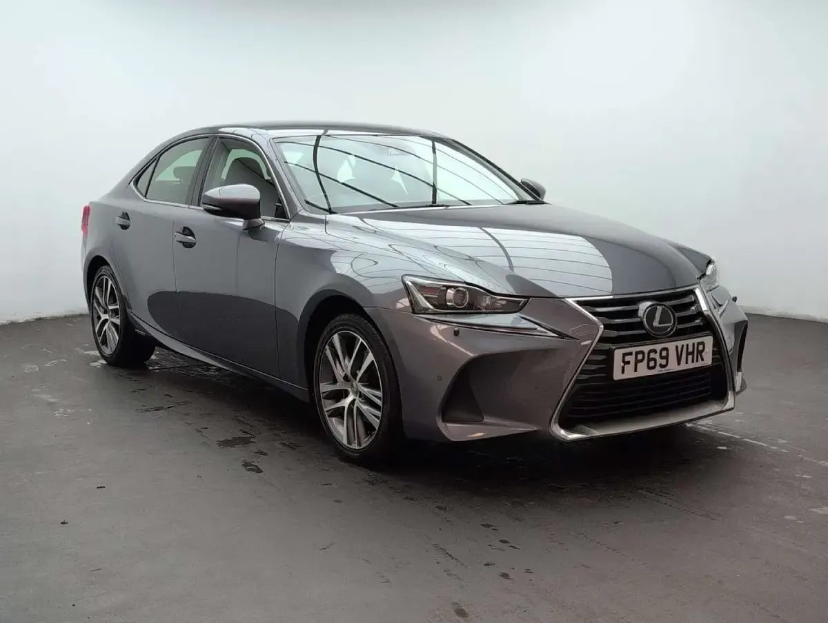 Used Lexus IS300h 219 HP (161 kW) 2020 Grey Sedan