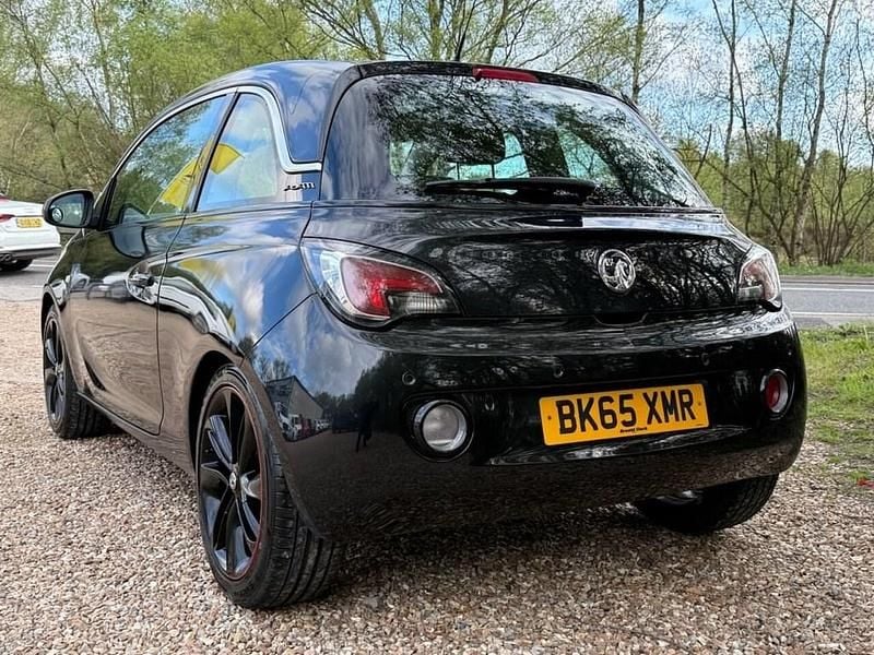 Second-hand Vauxhall Adam Glam 87 CP (63 kW) 2015 Negru Hatchback