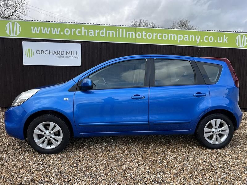 Used Nissan Note Acenta 88 HP (64 kW) 2010 Blue Hatchback