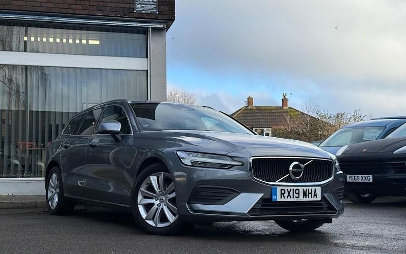 Used Volvo V60 Momentum 150 HP (110 kW) 2019 Grey Estate