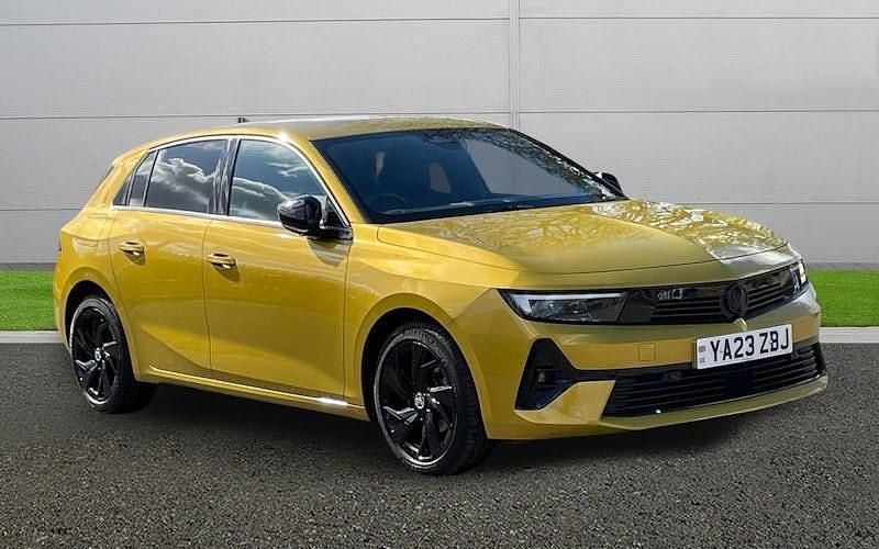 Second-hand Vauxhall Astra 131 CP (96 kW) 2026 Hatchback