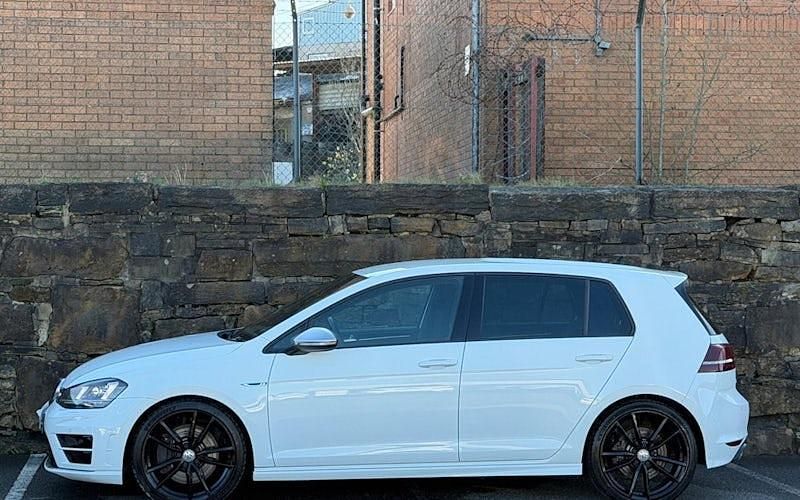 Used VW Golf VII R 300 HP (220 kW) 2016 Hatchback
