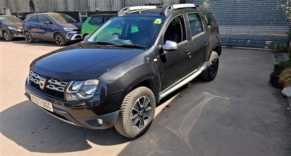Black Used 2017 Dacia Duster Prestige SUV | £6,490 (Fair price) - Image 1/1