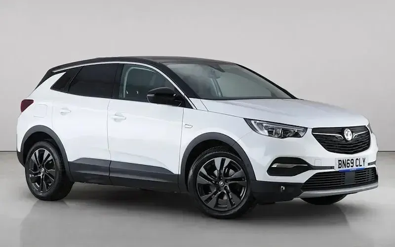 Used Vauxhall Grandland X SRi 131 HP (96 kW) 2021 SUV