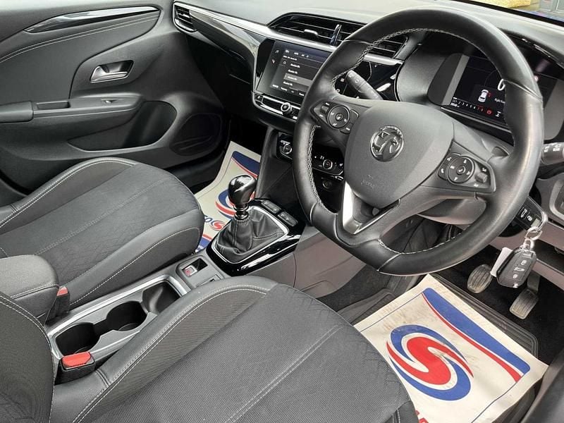 Used Vauxhall Corsa Edition 99 HP (72 kW) 2022 Blue Hatchback