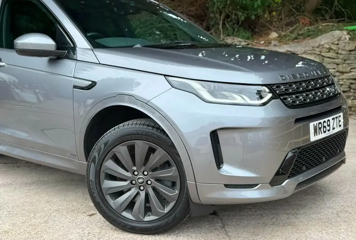 Used Land Rover Discovery 5 SE Dynamic 2019 Grey SUV