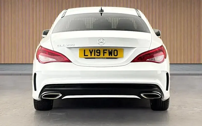 Used Mercedes CLA200 AMG line 156 HP (114 kW) 2019 White Coupe