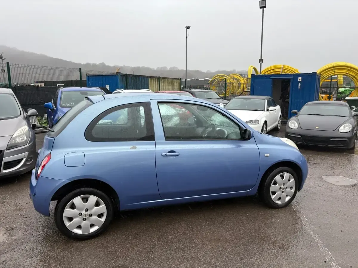 Second-hand Nissan Micra SE 79 CP (58 kW) 2003 Albastru Hatchback