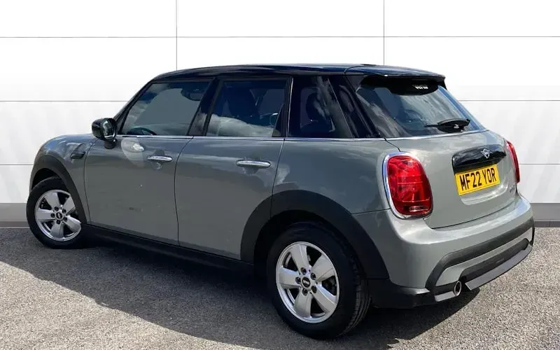 Used Mini Cooper Classic 136 HP (100 kW) 2022 Grey Hatchback
