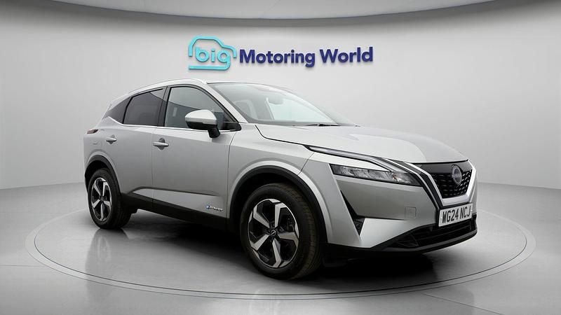 Used Nissan Qashqai N-Connecta 190 HP (139 kW) 2023 Silver SUV
