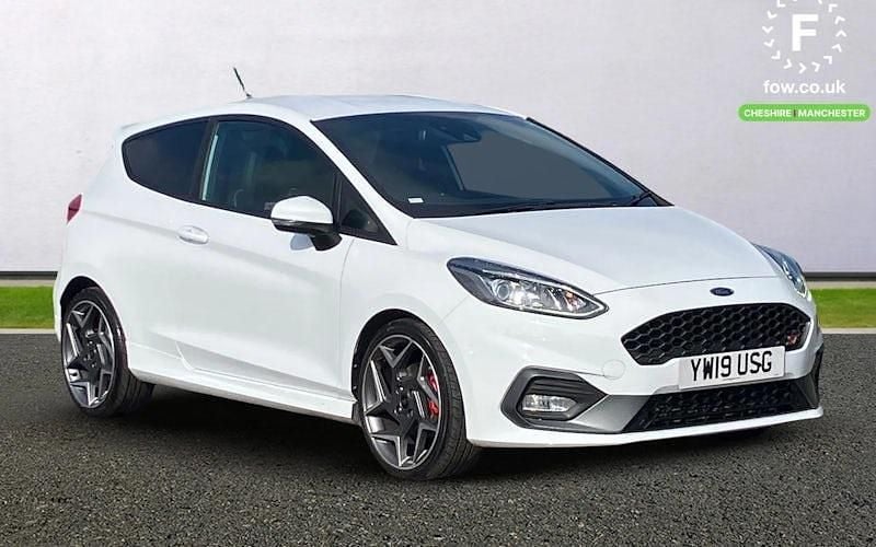 White Used 2019 Ford Fiesta ST Hatchback | £15,099 (Fair price) - Image 1/4