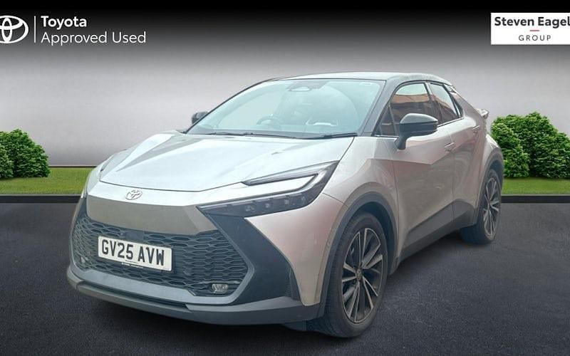 Used Toyota C-HR 140 HP (102 kW) 2026 SUV