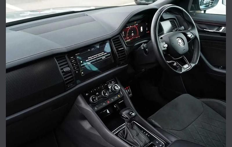 Used Skoda Kodiaq SportLine 147 HP (108 kW) 2022 Grey SUV