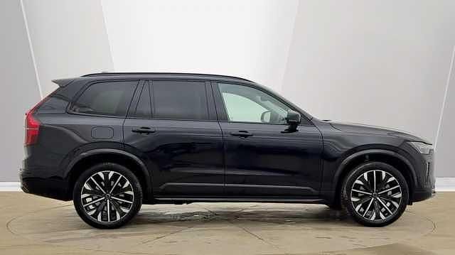 Used Volvo XC90 Ultra 250 HP (183 kW) 2025 Black SUV
