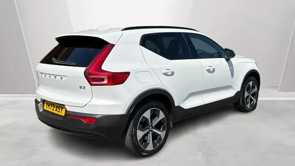 Used Volvo XC40 Ultimate 161 HP (118 kW) 2023 White SUV