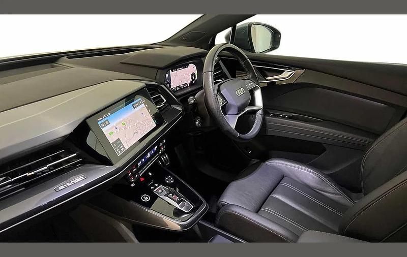 Used Audi Q4 Sportback e-tron S-Line 125 kW (170 HP) 2021 Blue SUV