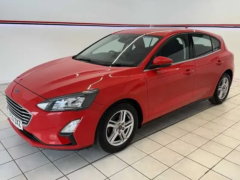 Used Ford Focus Zetec 120 HP (88 kW) 2020 Red Hatchback