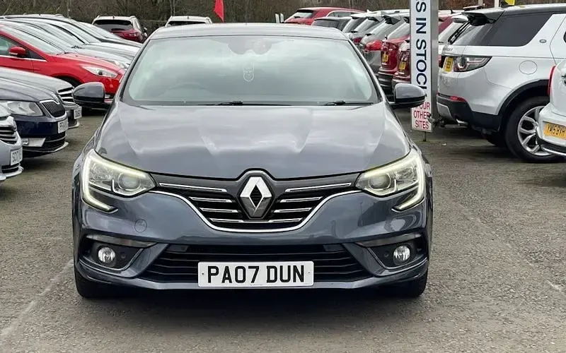 Used Renault Mégane Dynamique 110 HP (80 kW) 2018 Grey Hatchback