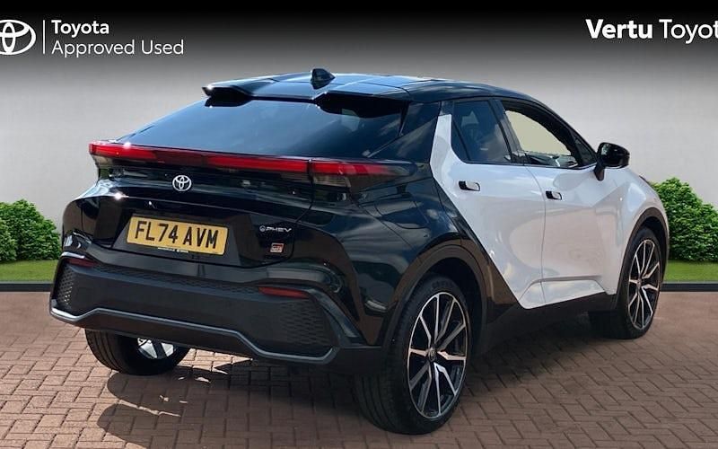 Used Toyota C-HR Sport 223 HP (164 kW) 2026 SUV