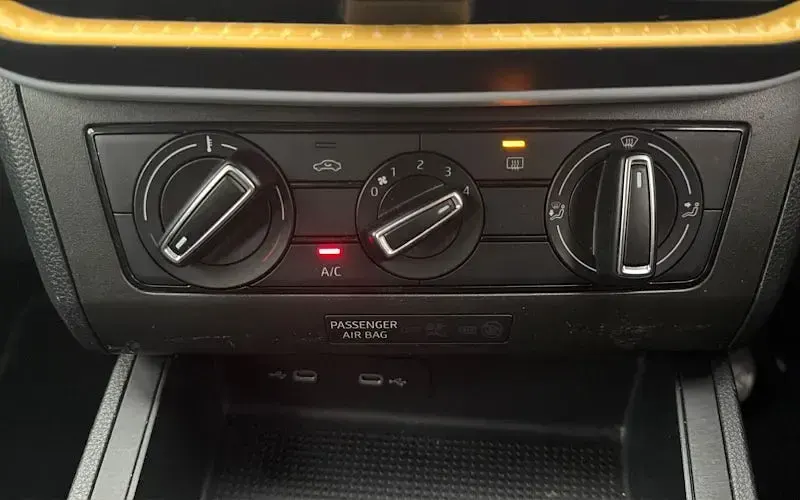 Używany Seat Ibiza SE Technology 80 KM (58 kW) 2023 Czarny Hatchback