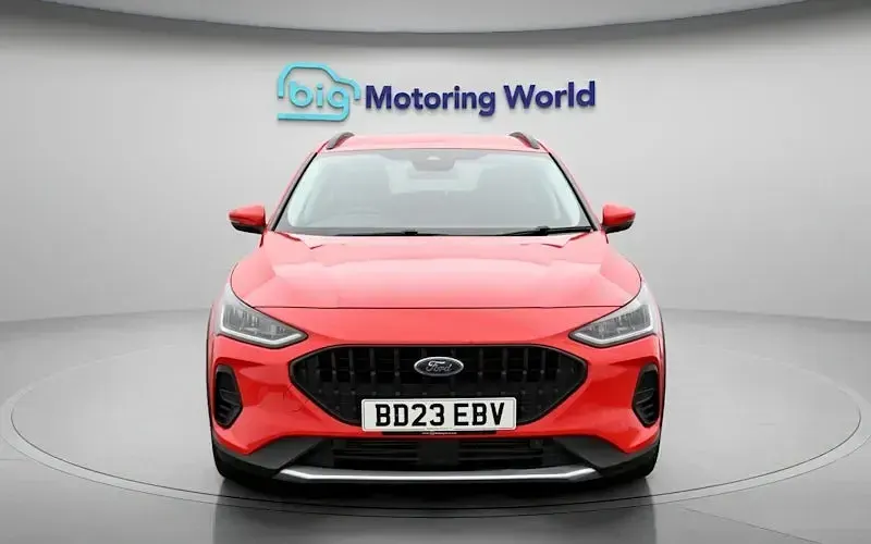 Usado Ford Focus Active 155 HP (114 kW) 2023 Vermelho Citadino