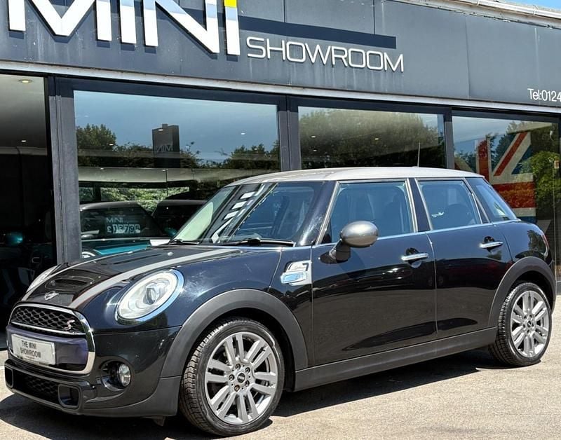 Black Used 2017 Mini Cooper S Chili Hatchback | £10,495 (Fair price) - Image 1/4