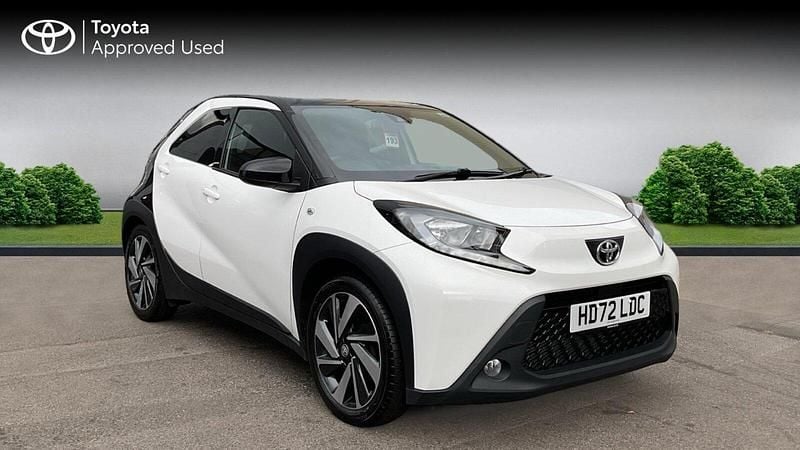 White Used 2023 Toyota Aygo Hatchback | £11,968 (Fair price) - Image 1/2