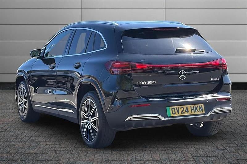 Usado Mercedes EQA350 Executive 214 kW (292 CV) 2024 Negro SUV