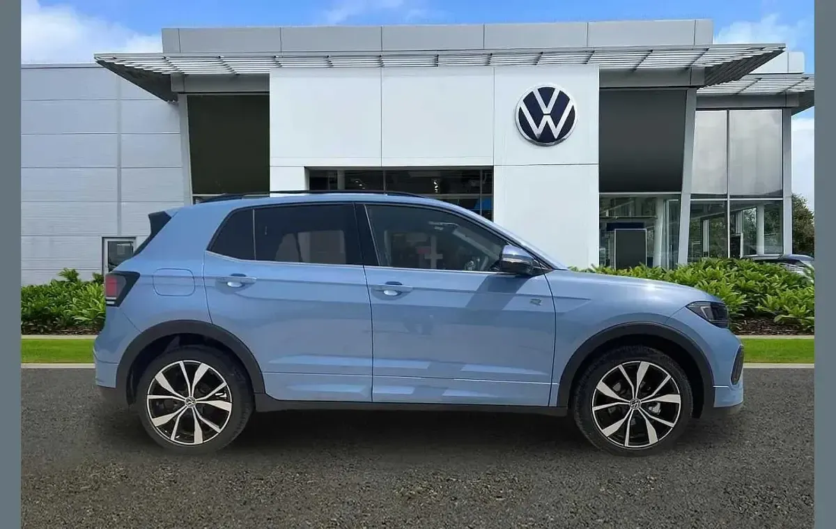 New VW T-Cross R-line 115 HP (84 kW) 2026 Blue SUV
