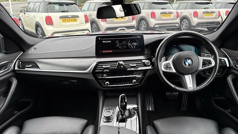 Used BMW 520 M Sport 187 HP (137 kW) 2022 Blue Estate