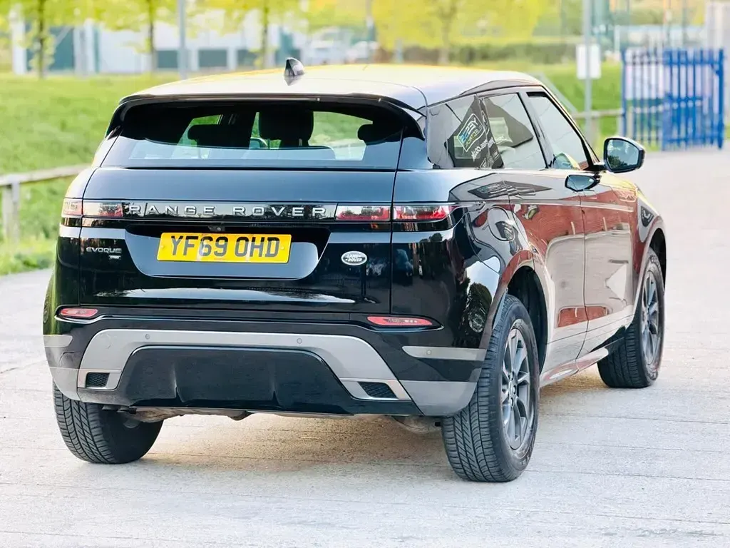 Used Land Rover Range Rover evoque R-Dynamic 2019 Black SUV