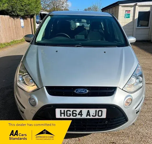 Used Ford S-MAX Zetec 115 HP (84 kW) 2014 Silver MPV