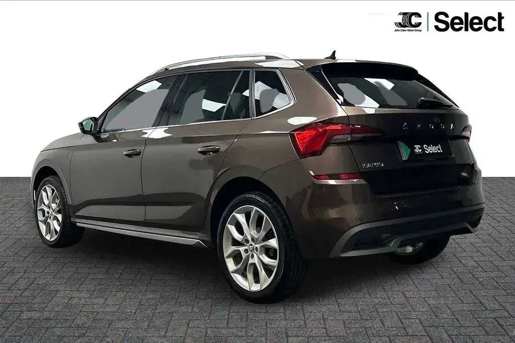 Usado Skoda Kamiq SE L 108 HP (79 kW) 2021 Castanho SUV