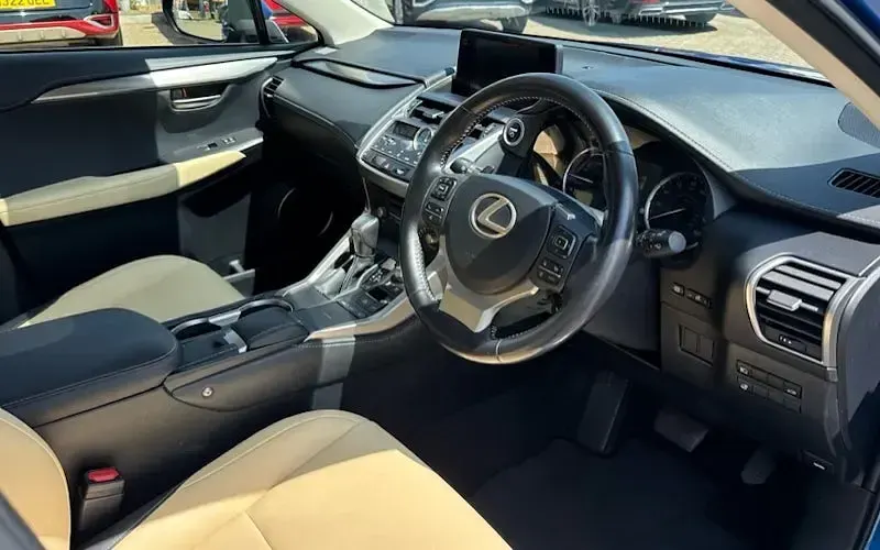 Used Lexus NX300h 197 HP (144 kW) 2020 Blue SUV