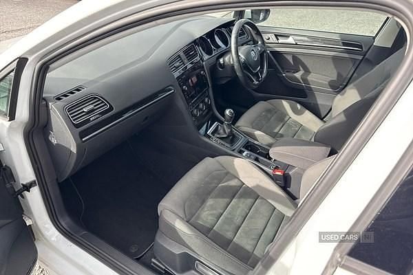 Used VW Golf VII GT 115 HP (84 kW) 2020 White Hatchback