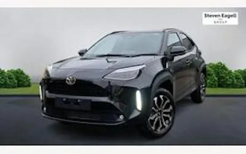 Usado Toyota Yaris Hybrid Design 116 HP (85 kW) 2026 Carrinha