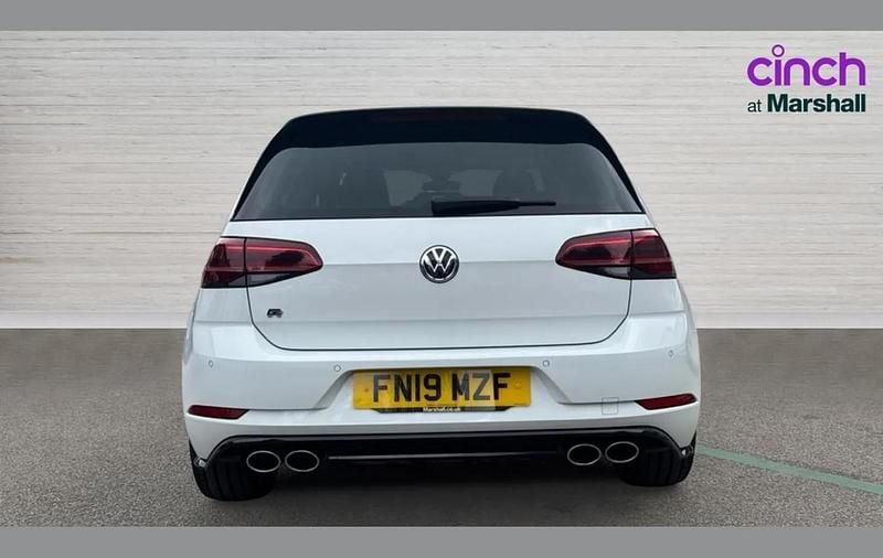 Used VW Golf VII R 300 HP (220 kW) 2019 White Hatchback