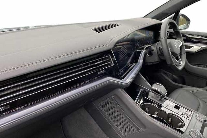 Used VW Touareg Black Edition 286 HP (210 kW) 2025 Silver SUV