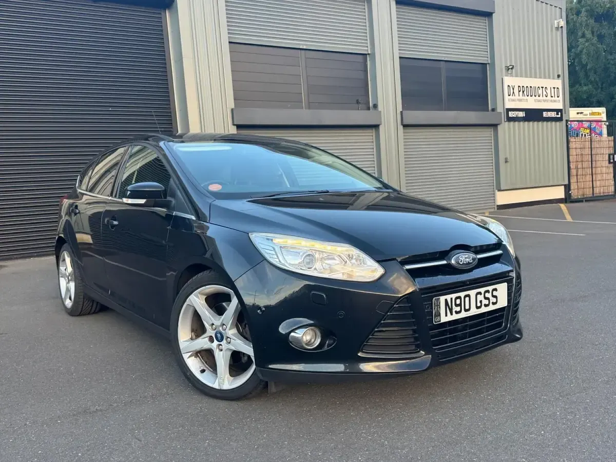 Used Ford Focus Titanium X 163 HP (119 kW) 2012 Black Hatchback