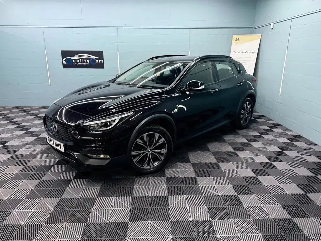 Used Infiniti QX30 Premium 170 HP (125 kW) 2017 Black SUV