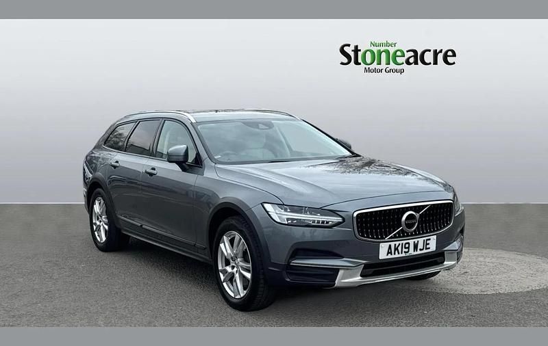 Used Volvo V90 CC 247 HP (181 kW) 2019 Grey Estate