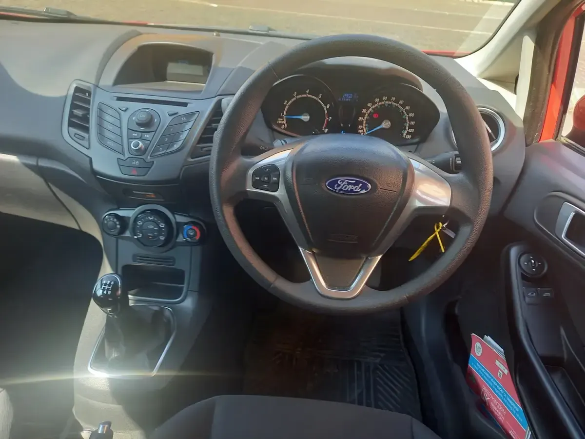 Used Ford Fiesta Style 2013 Red Hatchback