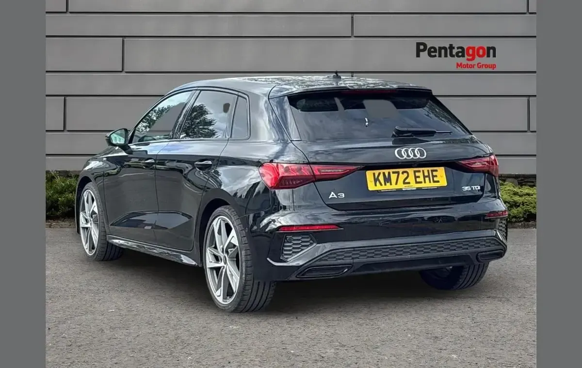 Used Audi A3 Comfort 150 HP (110 kW) 2022 Black Sedan