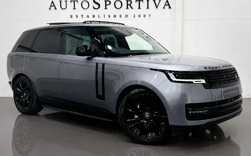 Used Land Rover Range Rover SE 400 HP (294 kW) 2023 SUV