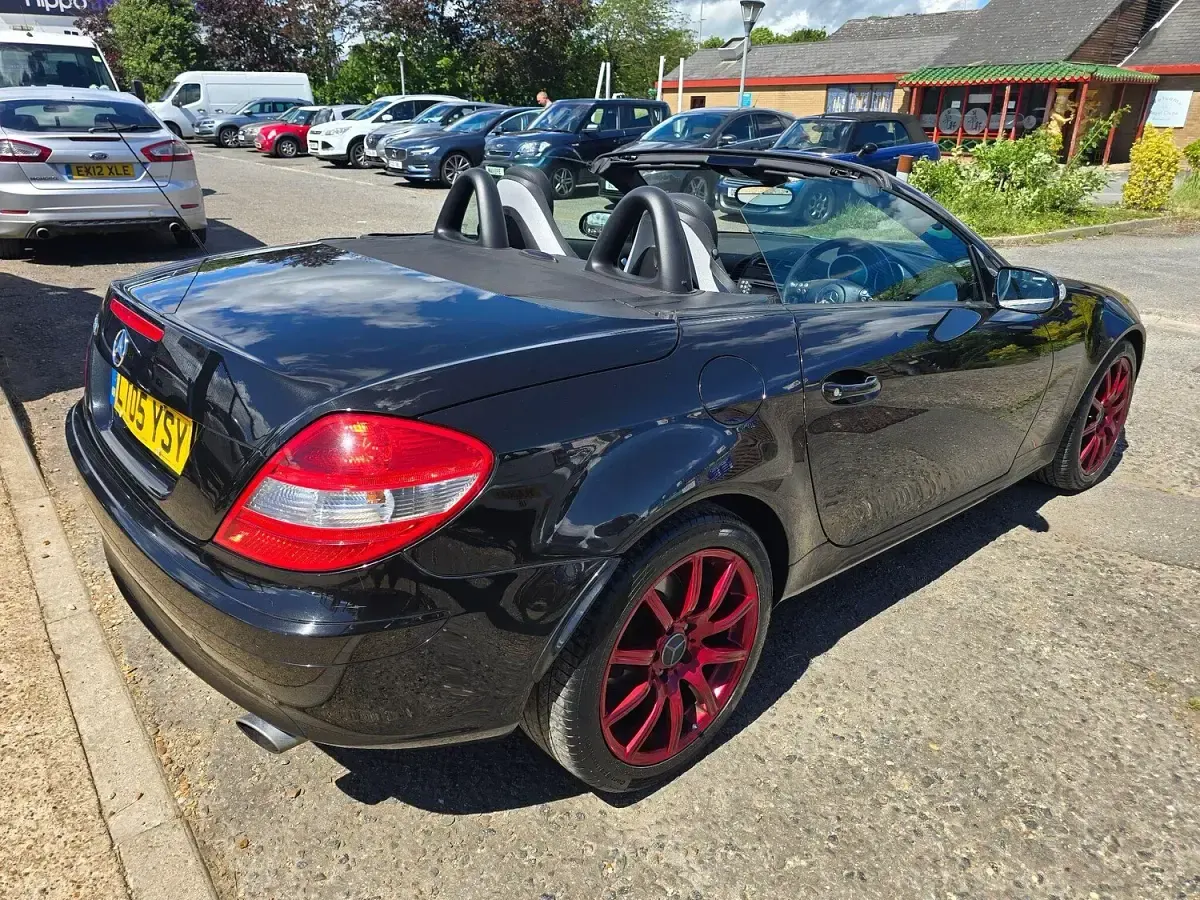 Used Mercedes SLK350 272 HP (200 kW) 2005 Black Cabriolet