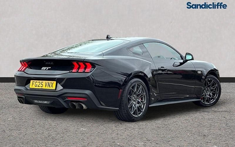 Used Ford Mustang GT Fastback 446 HP (328 kW) 2024 Absolute black (premium colour) Coupe