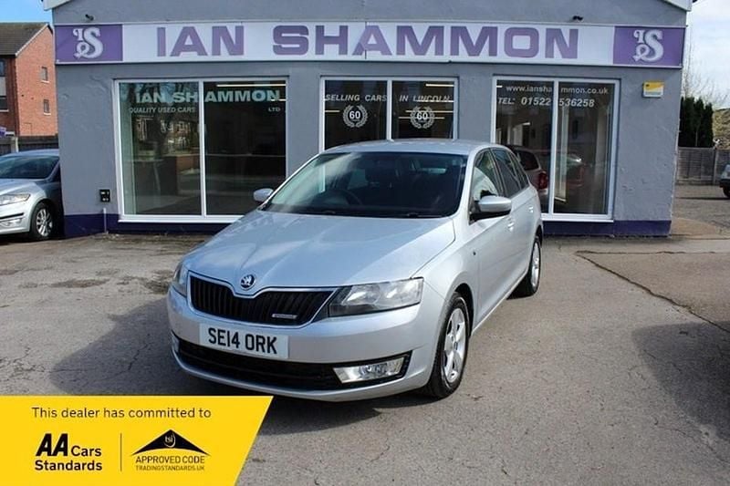 Used Skoda Rapid GreenLine 90 HP (66 kW) 2014 Silver Hatchback