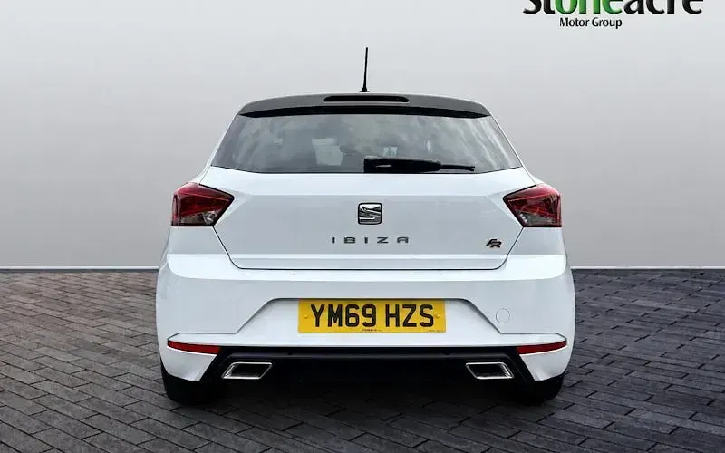 Used Seat Ibiza FR Sport 80 HP (58 kW) 2021 White Hatchback